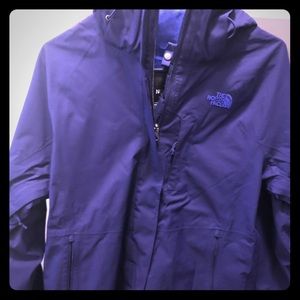 North Face rain jacket women’s - NWT